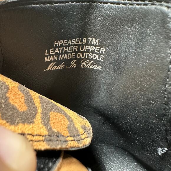 Donald Pliner EASE Natural Leopard Lace Up Side Zip Boot Women's Size 7M NWOB - Picture 8 of 8